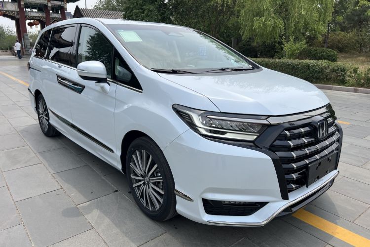 本田 艾力绅 2024款 2.0L e:HEV 豪华版车身外观6002