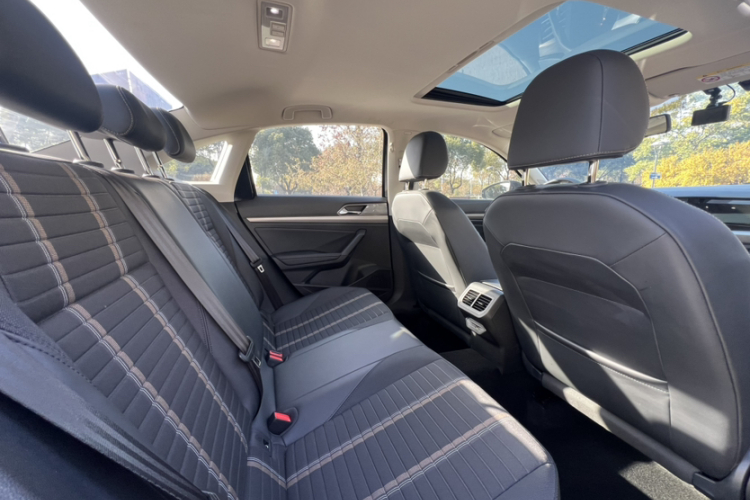 大众 朗逸 2021款 280TSI DSG舒适版中控内饰7007