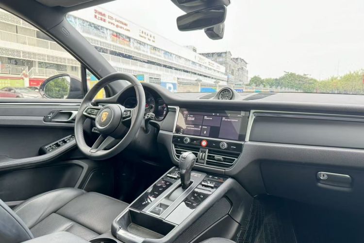 保时捷 2023款 Macan 2.0T中控内饰7002