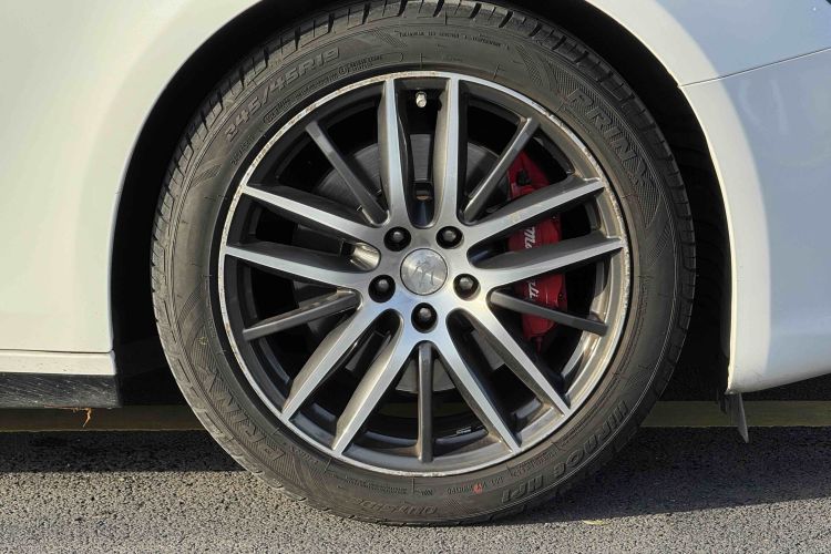 玛莎拉蒂 Ghibli 2014款 3.0T 标准版车身外观6009