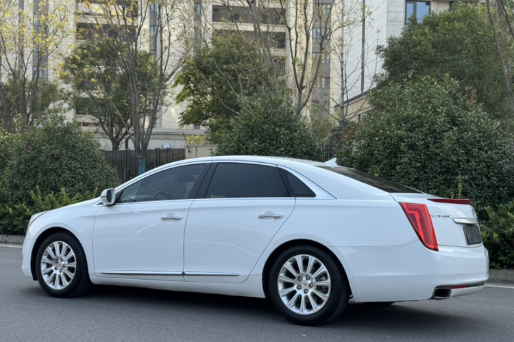 凯迪拉克XTS 2013款 28T 豪华型车身外观6004