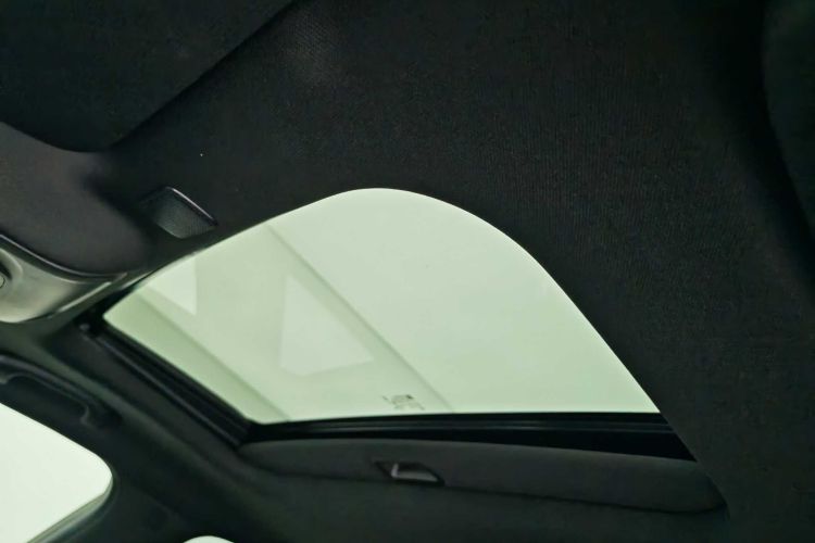 凯迪拉克CT4 2023款 25T 豪华型中控内饰7002