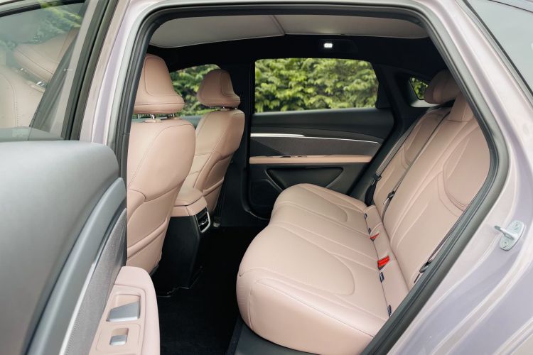 小鹏MONA M03 2025款 502 长续航 Max中控内饰7006