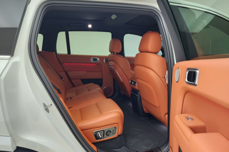 理想汽车 理想L7 2023款 Pro中控内饰7011