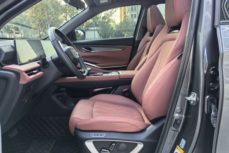 长安CS75 PLUS 2024款 第三代 冠军版 2.0T 智驾劲擎型中控内饰7001