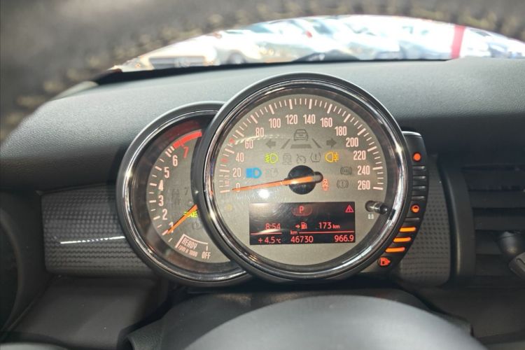 MINI 2016款 1.5T COOPER中控内饰15