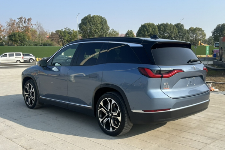 蔚来ES8 2020款 415KM 签名版 六座版车身外观6004