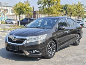 本田 凌派 2015款 1.8L 自动旗舰版