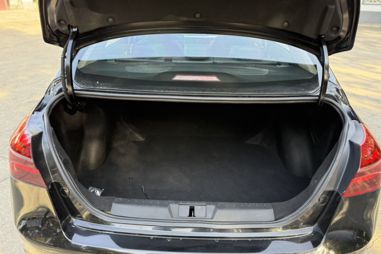 吉利汽车 帝豪 2018款 1.5L CVT向上互联版局部细节23