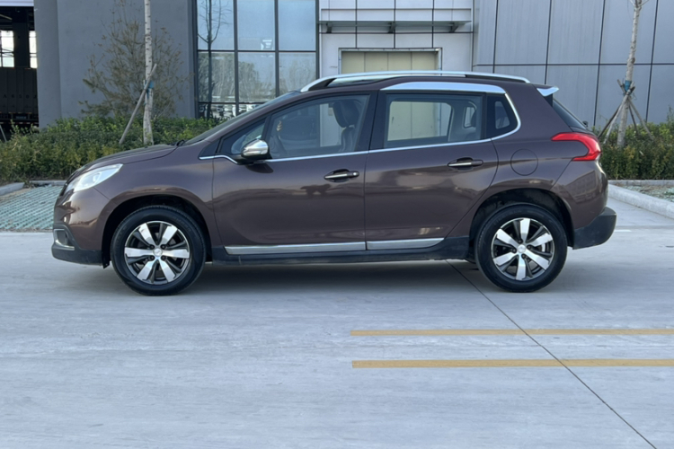 标致2008 2014款 1.6L 自动领航版车身外观6002