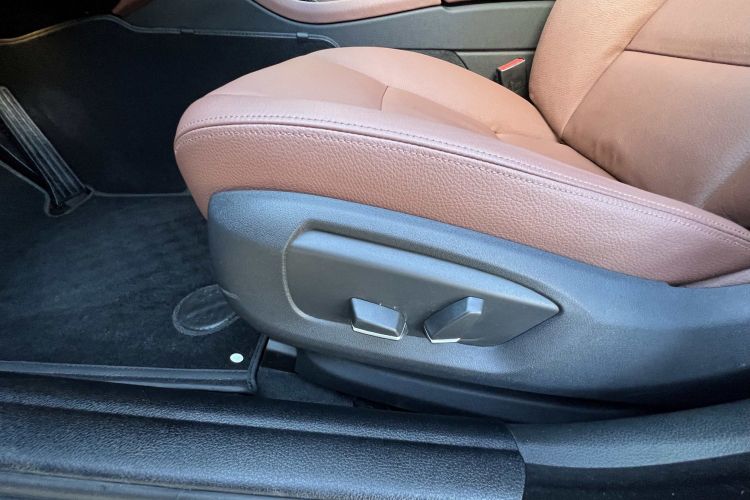 宝马5系 2017款 525Li 领先型局部细节19