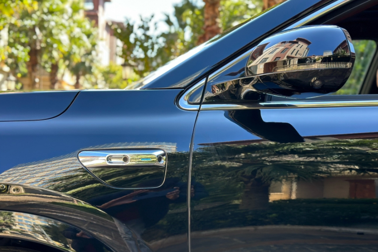 鸿蒙智行 问界M7 2024款 1.5T 智驾四驱Ultra版 5座车身外观6004