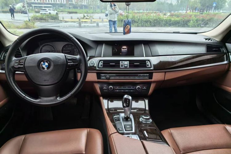 宝马5系 2014款 525Li 领先型中控内饰7005