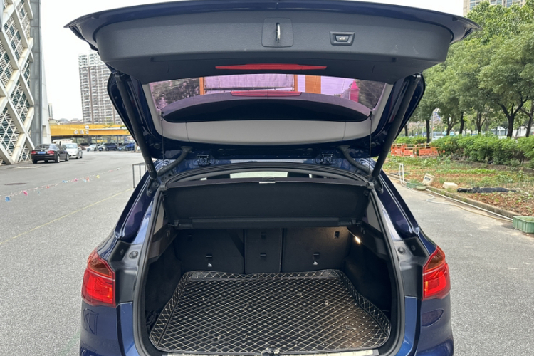 宝马X1 2019款 sDrive18Li 时尚型局部细节23