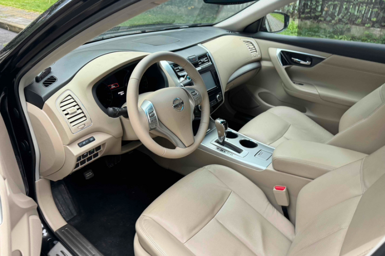 日产 天籁 2016款 改款 2.0L XL舒适版中控内饰7004