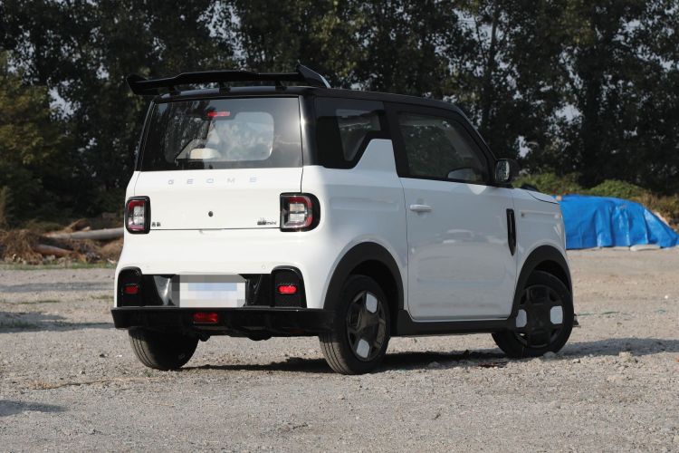 吉利银河 2025款 210km 熊猫卡丁车身外观6004