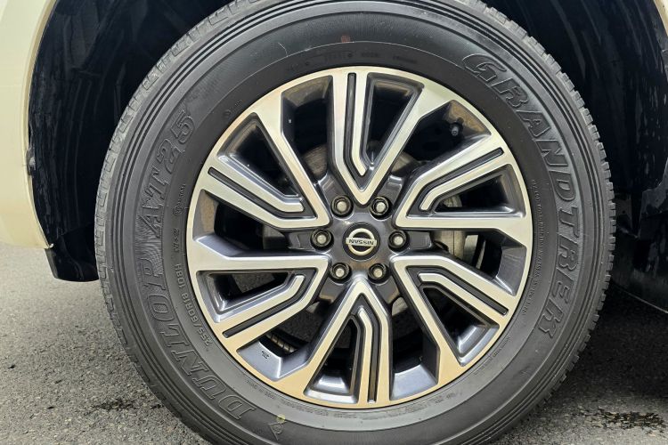 日产 途达 2020款 2.5L XL Upper 4WD 自动四驱豪华版局部细节9003