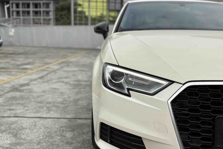 奥迪A3 2018款 30周年年型 Sportback 35 TFSI 进取型车身外观6003