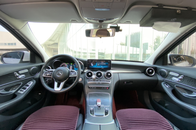 奔驰C级 2019款 改款 C 260 L 运动版中控内饰7003