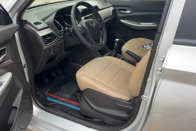 五菱汽车 五菱宏光 2019款 1.5L S舒适型国VI LAR局部细节19