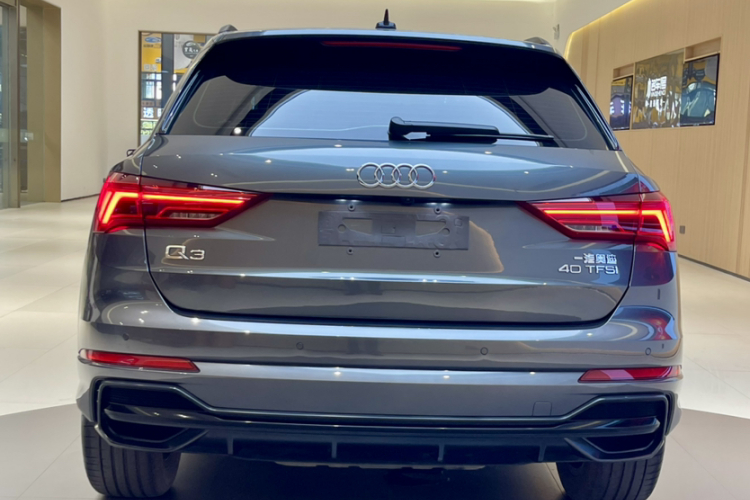 奥迪Q3 2021款 40 TFSI 时尚动感型车身外观6004