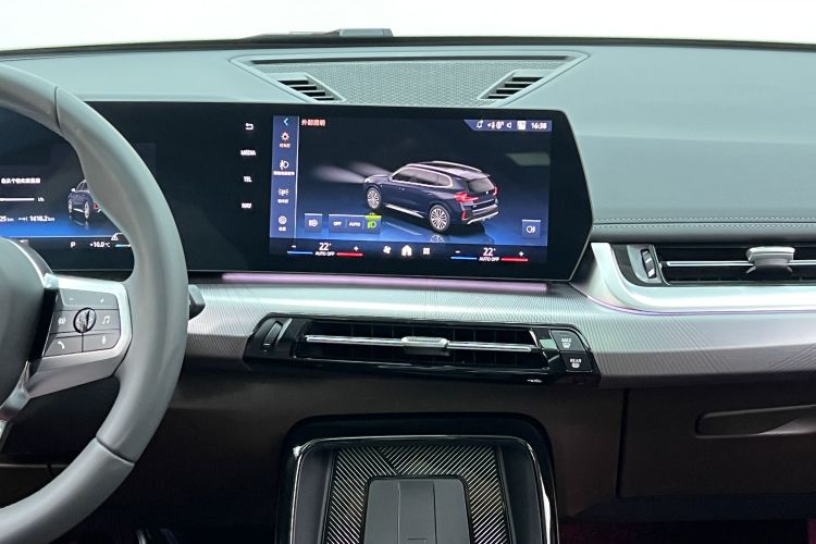 宝马X1 2024款 sDrive25Li M运动套装中控内饰7010