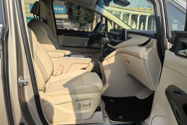 别克GL8 2023款 ES陆尊 豪华型局部细节41