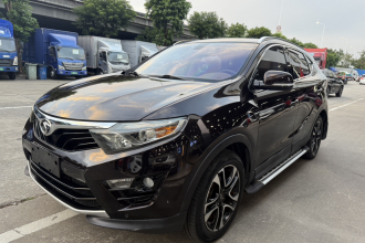 东南DX7 2017款 1.5T 自动荣耀版