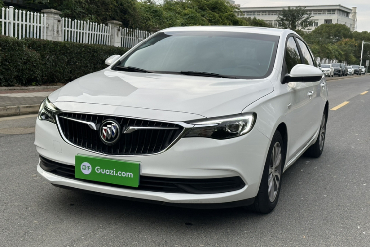 别克 英朗 2021款 改款 1.3T 自动轻混动精英型车身外观1