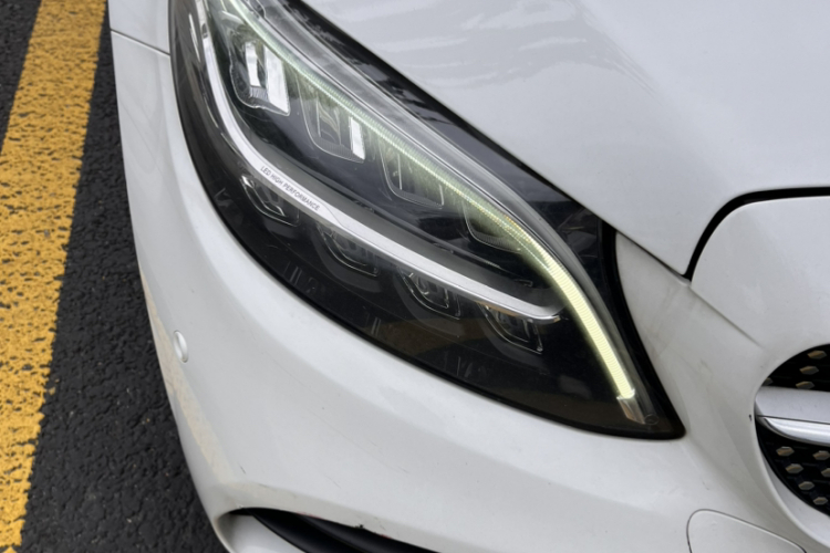 奔驰C级(进口) 2020款 C 260 轿跑车局部细节36