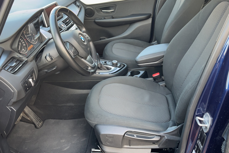 宝马2系多功能旅行车 2015款 218i 领先型局部细节19