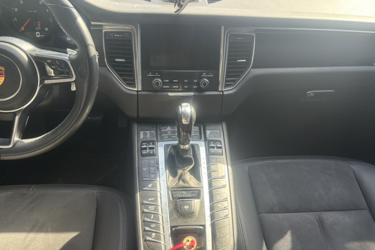 保时捷 2017款  Macan 2.0T中控内饰7006