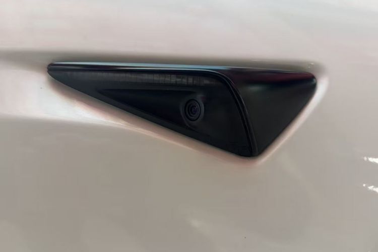 特斯拉 Model 3 2021款 标准续航后驱升级版车身外观6010