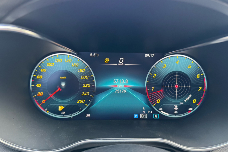 奔驰C级 2021款 C 200 L 时尚型运动版中控内饰15