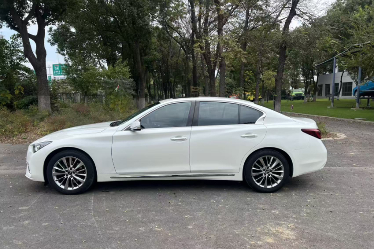 英菲尼迪Q50L 2018款 2.0T 逸享版 国VI车身外观6015
