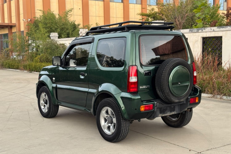 铃木 吉姆尼 2012款 1.3 AT JLX车身外观6008