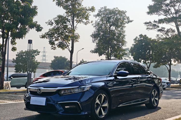 本田 英仕派 2019款 锐·混动 2.0L 净越版 国VI车身外观6005