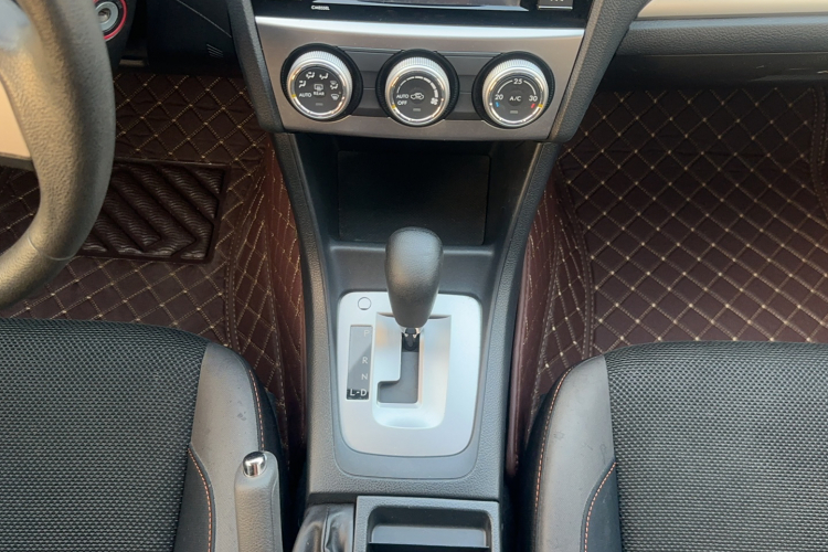 斯巴鲁XV 2016款 2.0i 进取版局部细节18