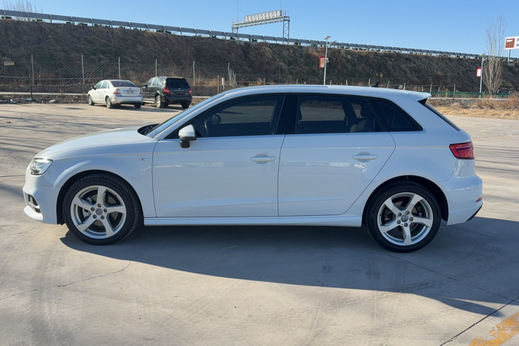 奥迪A3 2020款 Sportback 35 TFSI 时尚型 国VI车身外观6006