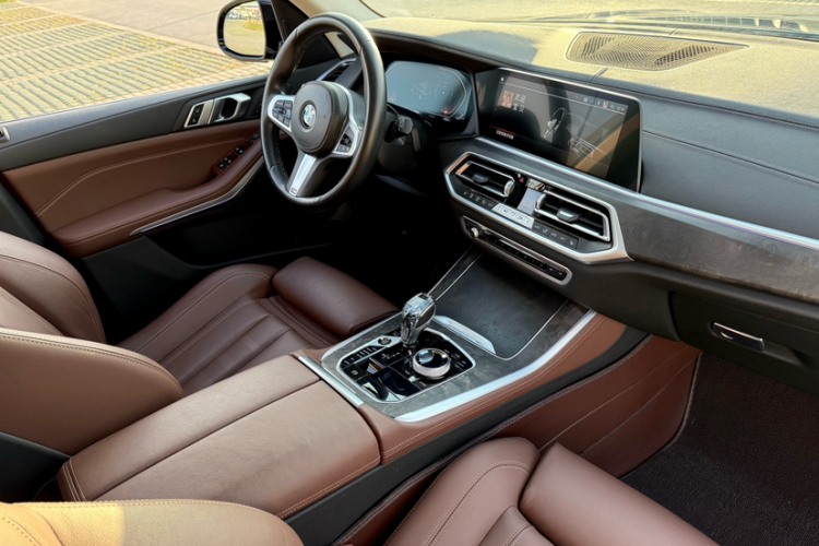 宝马X5(进口) 2022款 xDrive30i M运动套装中控内饰7010