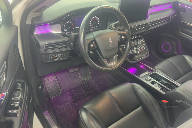 林肯 冒险家 2020款 2.0T 两驱尊悦版中控内饰7002