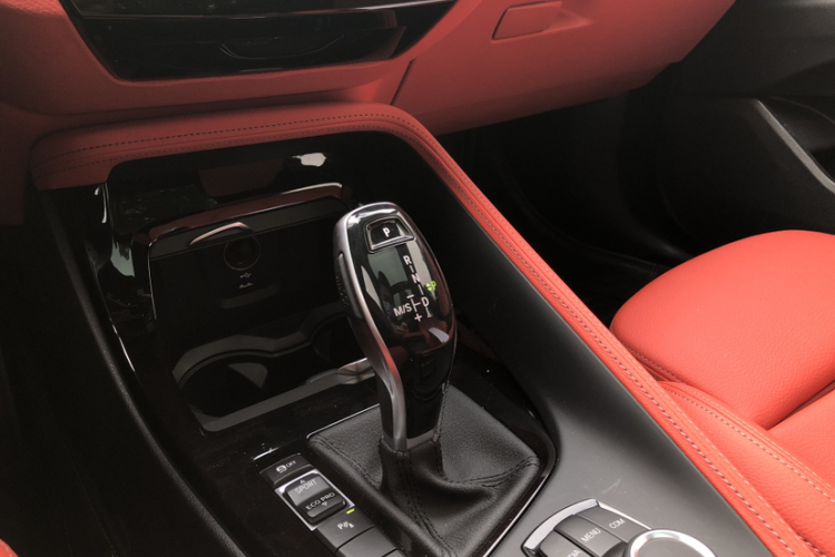 宝马X2 2020款 sDrive25i 领先型M运动套装局部细节18