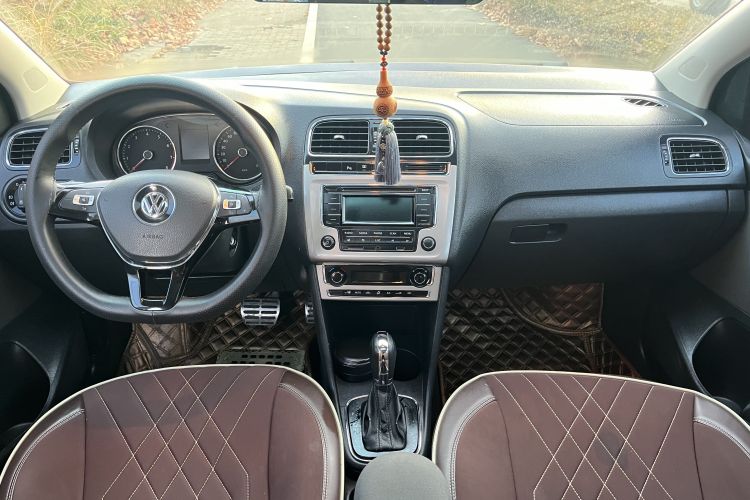 大众 2014款 1.6L Cross Polo 自动中控内饰7005