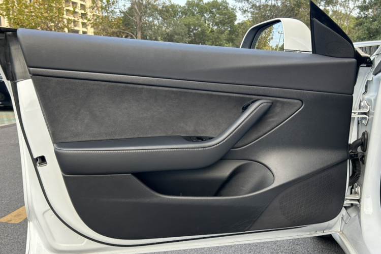 特斯拉 Model 3(进口) 2019款 标准续航后驱升级版(60度)车身外观6011