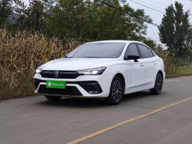 荣威i5 2021款 1.5L 手动铂金版