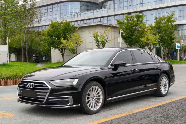 奥迪A8 2019款 A8L 50 TFSI quattro 舒适型车身外观1