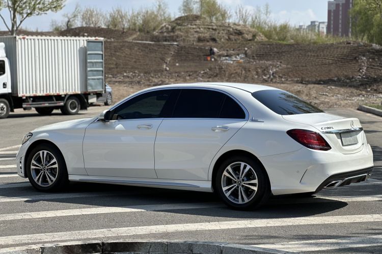 奔驰C级 2020款 C 200 L 时尚型运动版车身外观6005