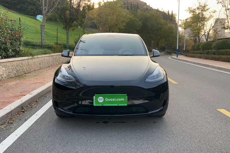 特斯拉 Model Y 2022款 后轮驱动版车身外观6001