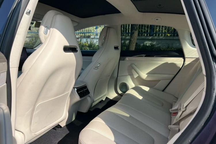 鸿蒙智行 智界S7 2025款 855km Max车身外观6006