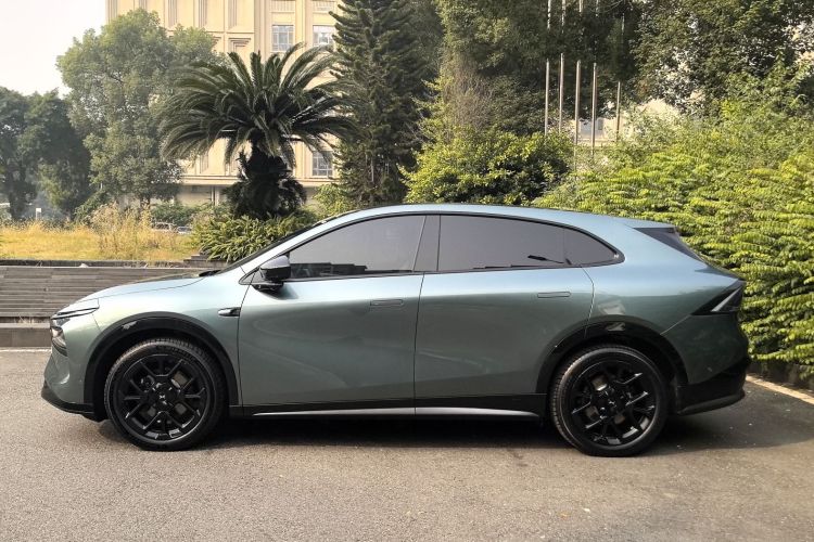 小鹏G7 2025款 702 超长续航 Ultra车身外观6003